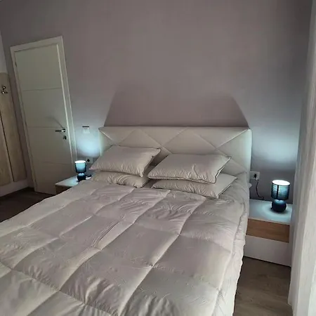 Gbeapartments Luxury Apartment
